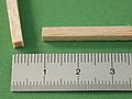 Bild: Grossansicht Balsa Holz Vierkant Leiste 3 x 3 mm